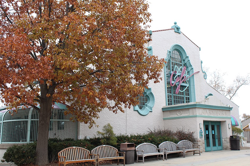 The Carnivore Cafe at the Toledo Zoo in Toledo OH home of your Chimney Sweep Tiny Tom